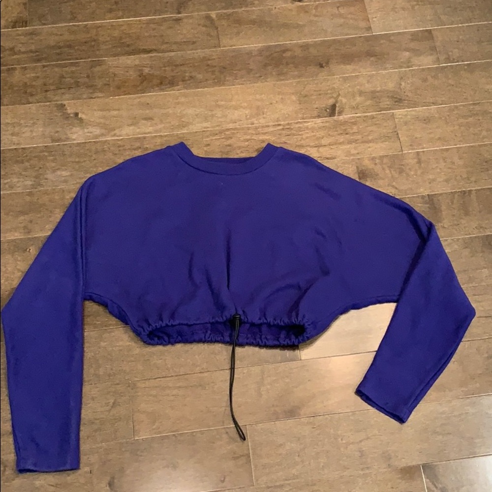 Cropped sweatshirt